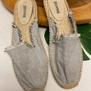 Soloudos Espadrille Canvas Mules